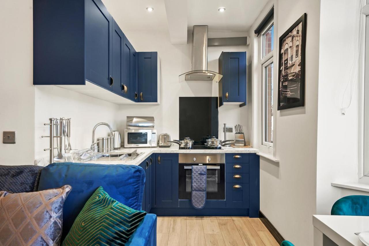 Stylish Yorkshire Gem - Sleeps 4 - Great Location Apartment Castleford Exterior photo
